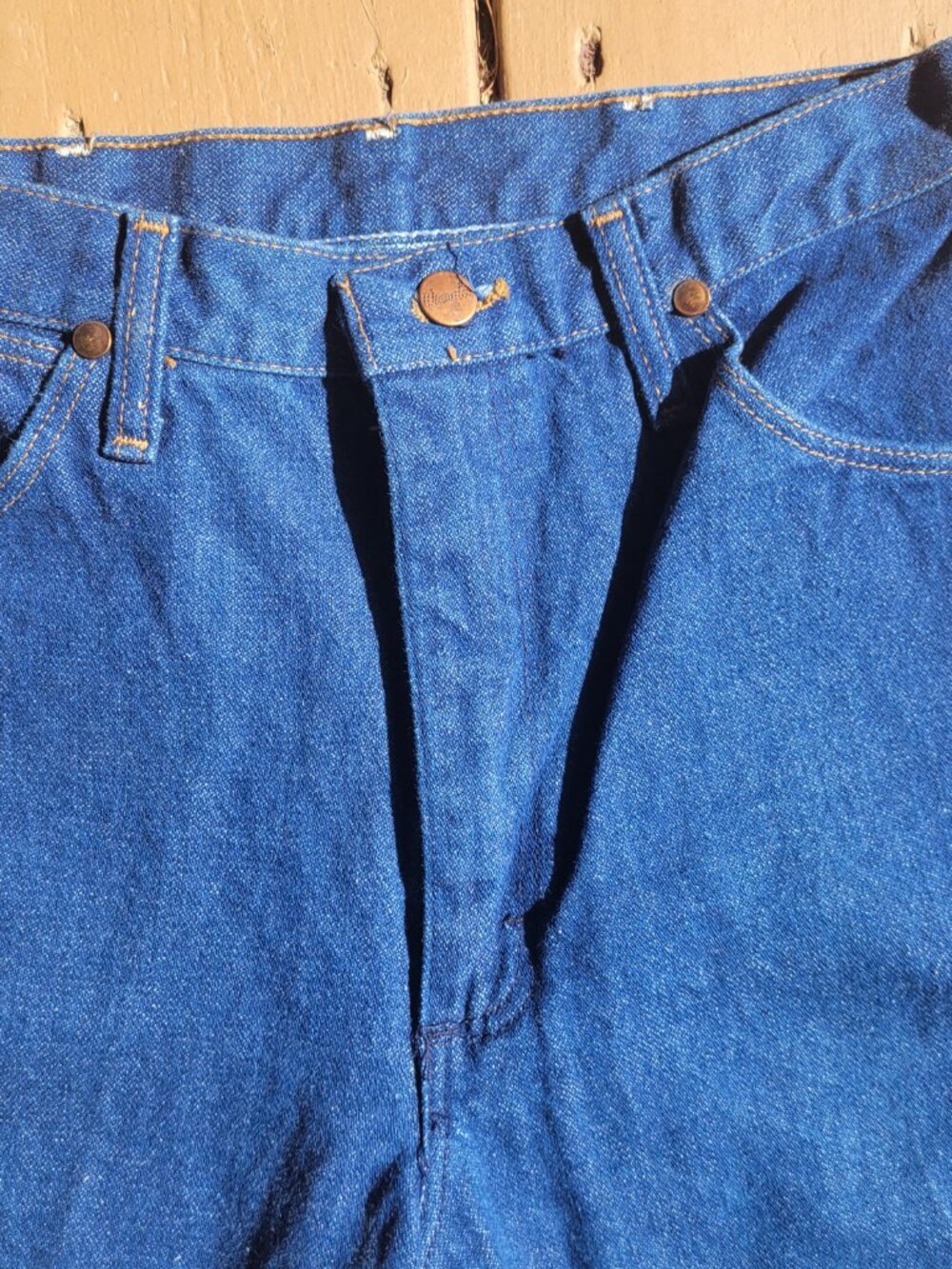 Vintage 1980s Wrangler Cowboy Cut Jeans - Picture 5 of 6